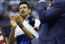 &lt;p&gt;Novak Đoković zaplakao&lt;/p&gt;
