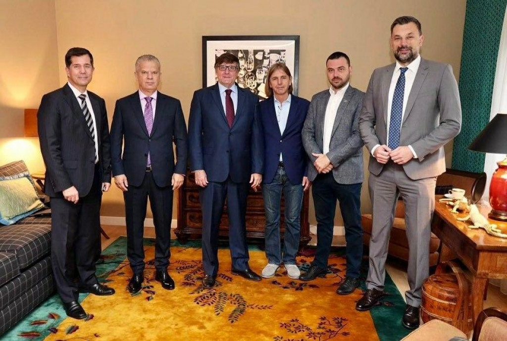 &lt;p&gt;Bošnjački političari na sastanku s Palmerom i Nelsonom&lt;/p&gt;
