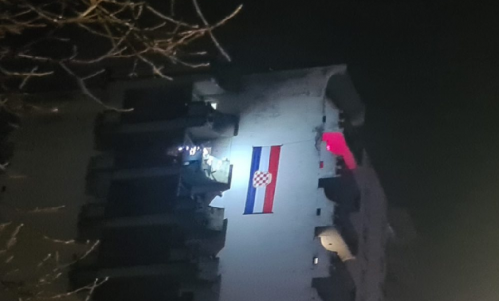&lt;p&gt;Zastava hrvatskog naroda u Novom Travniku&lt;/p&gt;
