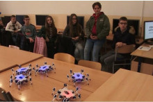 &lt;p&gt;Livanjski učenici izradili 5 mini robota&lt;/p&gt;
