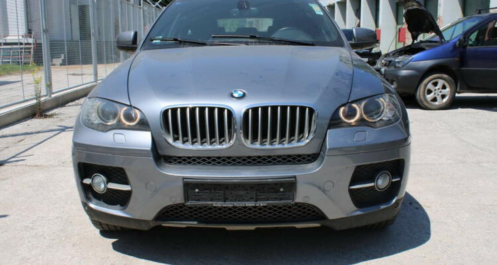 &lt;p&gt;BMW X6: Proizveden 2012.godine&lt;/p&gt;
