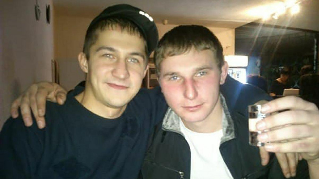 &lt;p&gt;Pedofil Oleg Sviridov (lijevo) s prijateljem desno kojem je silovao kćerku&lt;/p&gt;
