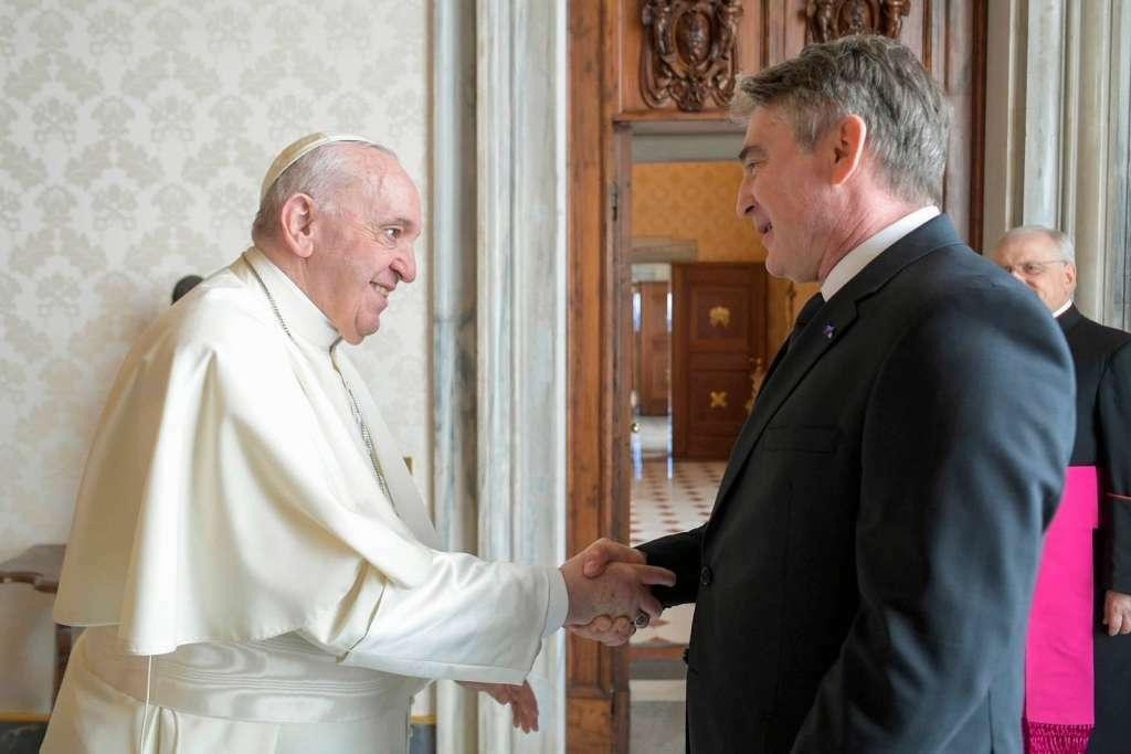 Papa Franjo i Željko Komšić