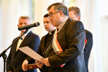 &lt;p&gt;Predsjednik Milanović odlikovao kardinala Puljića Veleredom kralja Dmitra Zvonimira s lentom i Danicom&lt;/p&gt;
