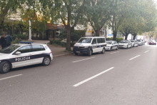 &lt;p&gt;Policija u Mostaru&lt;/p&gt;
