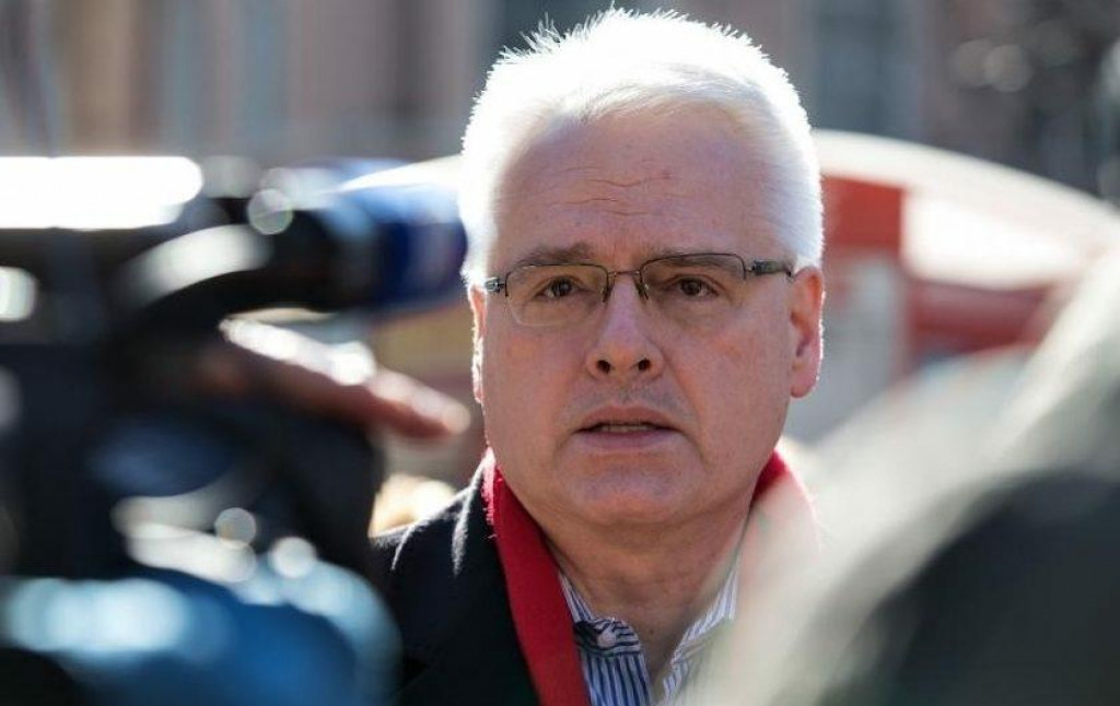 &lt;p&gt;06.02.2016., Zagreb - Ivo Josipovic dao je izjavu za medije povodom razrjesenja sefa SOA-e Dragana Lozancica. Photo: Davor Puklavec/PIXSELL&lt;/p&gt;
