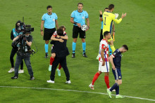 &lt;p&gt;Modrić i Dalić u zagrljaju nakon plasmana u osminu finala Eura&lt;/p&gt;
