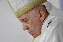 &lt;p&gt;Papa Franjo&lt;/p&gt;
