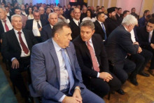 &lt;p&gt;Dodik i Piksi&lt;/p&gt;
