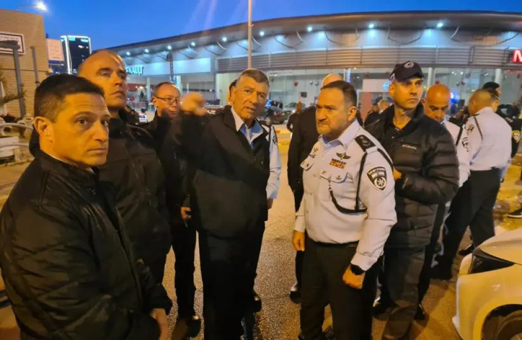&lt;p&gt;Policija u Beershebai nakon terorističkog napada&lt;/p&gt;

