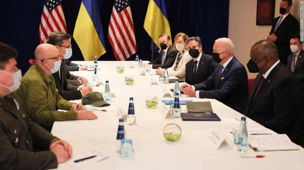 &lt;p&gt;Biden se sastao s ukrajinskom delegacijom u Varšavi&lt;/p&gt;
