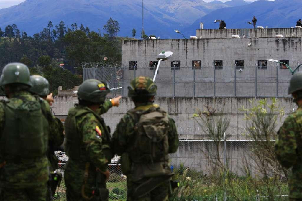 &lt;p&gt;Najmanje 20 osoba poginulo u zatvorskim sukobima u Ekvadoru&lt;/p&gt;
