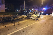 &lt;p&gt;Teška nesreća u Brčkom: Jedna osoba poginula, sedam ozlijeđenih&lt;/p&gt;
