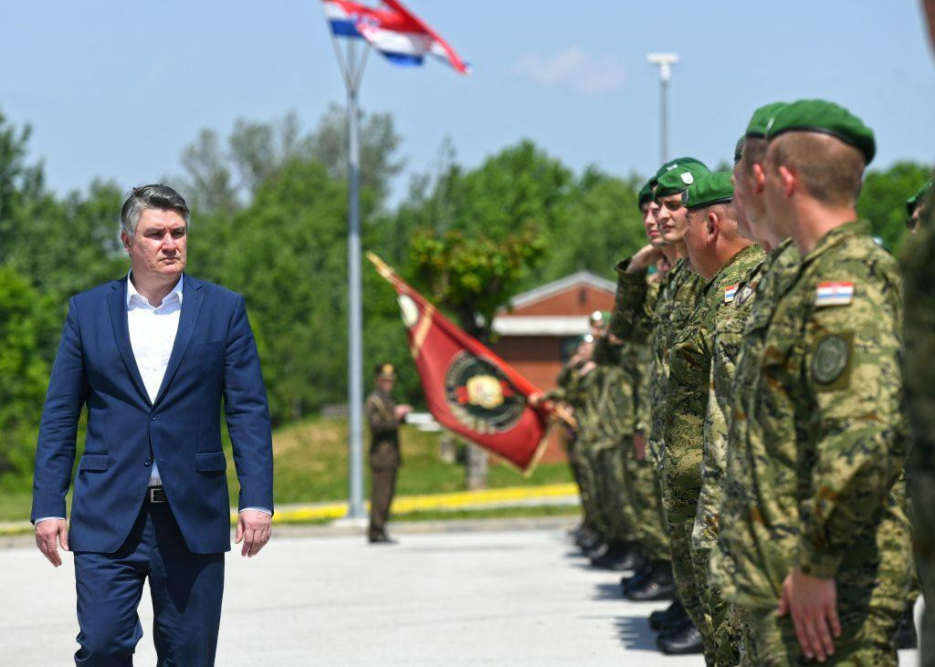 &lt;p&gt;Zoran Milanović na obilježavanju 31. obljetnice ustrojavanja 2. gardijske brigade ”Gromovi”&lt;/p&gt;

