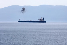 &lt;p&gt;10.05.2022., Rijeka - Tanker ARC 1 usidren je izmedju Cresa, Krka i Kostrene.&lt;/p&gt;
