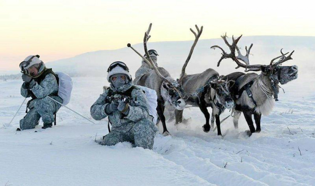&lt;p&gt;Ruski vojnici na Arktiku&lt;/p&gt;
