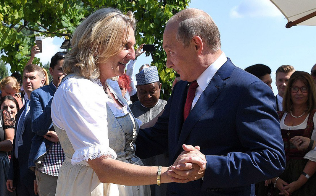 &lt;p&gt;Karin Kneissl i Vladimir Putin&lt;/p&gt;
