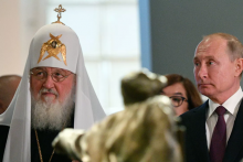 &lt;p&gt;Poglavar ruske pravoslavne crkve Kiril i ruski predsjednik Vladimir Putin&lt;/p&gt;
