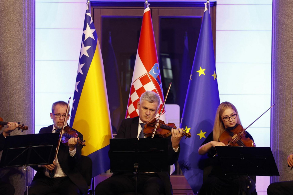 &lt;p&gt;U Vijećnici održan koncert u povodu 120 godišnjice Napretka i Dana državnosti Hrvatske&lt;/p&gt;
