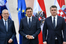 &lt;p&gt;Milanović na Brijunima s Pahorom i Van der Bellenom: Posebna pozornost bit će na situaciji u BiH&lt;/p&gt;
