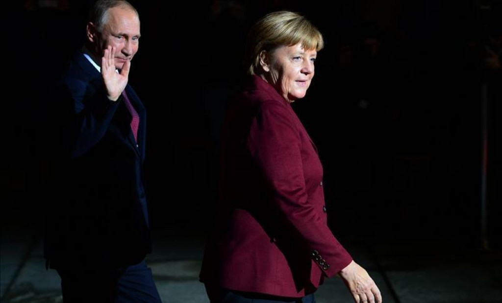 &lt;p&gt;Vladimir Putin i Angela Merkel&lt;/p&gt;
