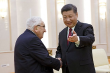 &lt;p&gt;Kissinger i Xi Jinping&lt;/p&gt;
