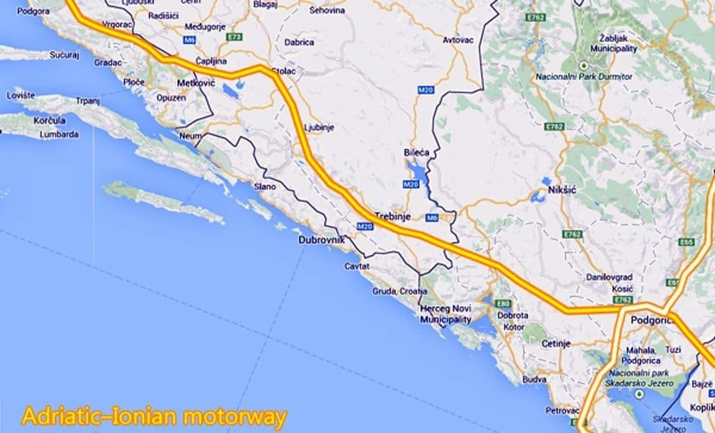 &lt;p&gt;Gradi se Jadransko-jonska autocesta, naveći BiH dio prolazi kroz Hercegovinu u dužini od 102,6 km&lt;/p&gt;
