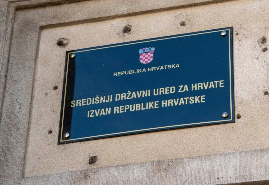 &lt;p&gt;Ured za Hrvate stipendira internetsko učenje hrvatskog jezika&lt;/p&gt;
