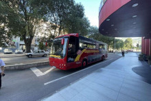 &lt;p&gt;Mostarski Cabrio bus novoizgrađenom cestom građane vozi na more u Neum&lt;/p&gt;
