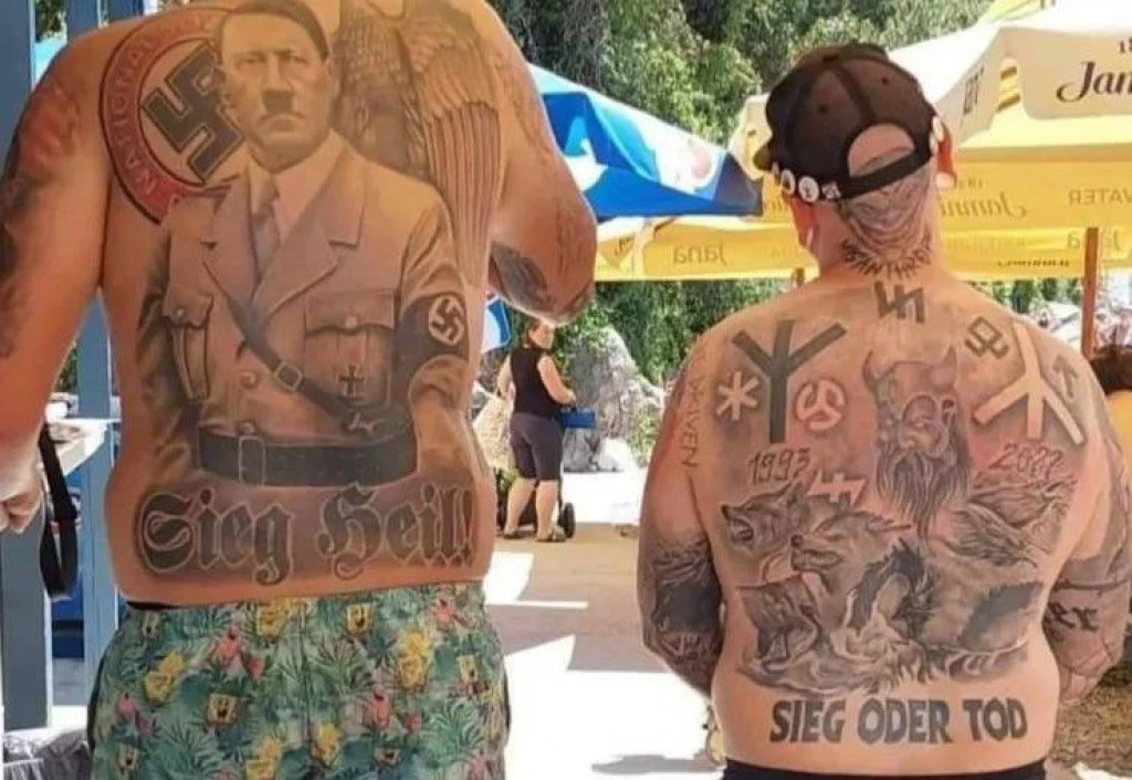 &lt;p&gt;Dvojica muškaraca puni nacističkih tetovaža šetali u Rijeci, oglasila se i policija&lt;/p&gt;
