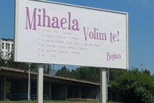 &lt;p&gt;Na zagrebačkoj Peščenici pojavio se plakat s ljubavnom porukom jednoj Mihaeli&lt;/p&gt;
