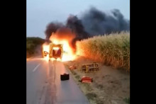 &lt;p&gt;Objavljen dramatičan video vukovarske Hitne, vozilo izgorjelo uz eksplozije: Bježi, nije *ajebancija!&lt;/p&gt;
