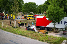 &lt;p&gt;Šest mrtvih u naletu kamiona blizu Rotterdama, uhićen španjolski vozač&lt;/p&gt;
