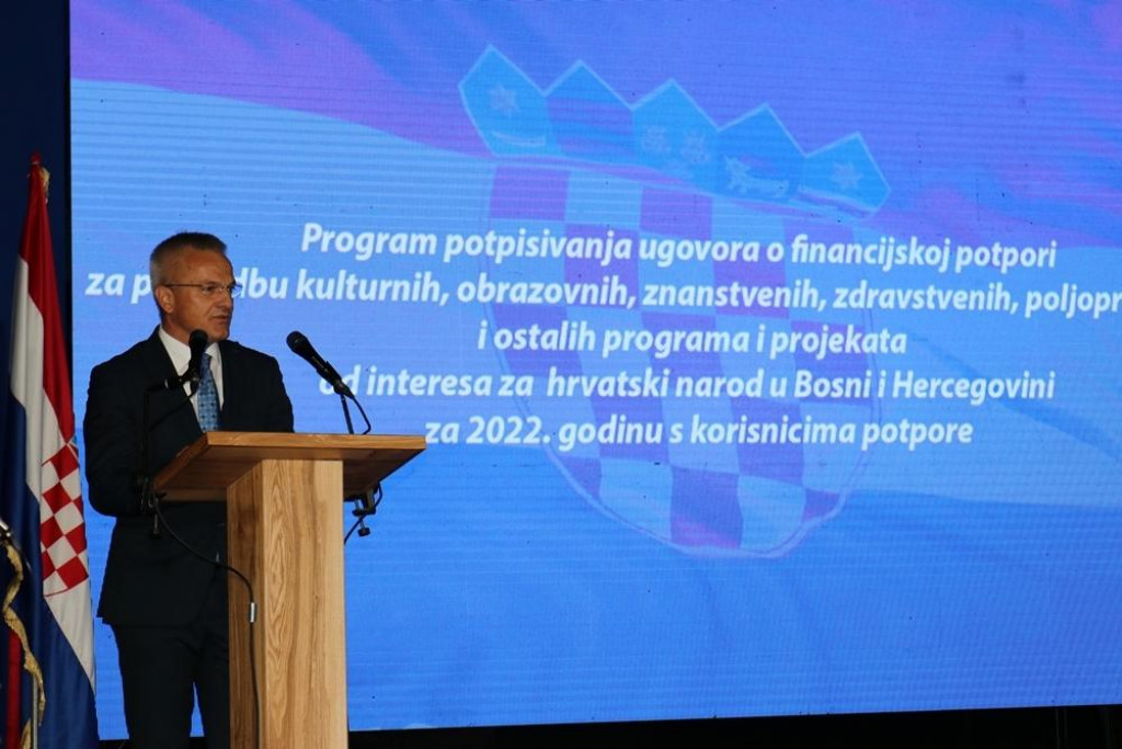&lt;p&gt;Vlada RH izdvaja 7 milijuna kuna za projekte u Središnjoj Bosni&lt;/p&gt;
