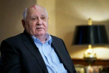 &lt;p&gt;Mihail Gorbačov&lt;/p&gt;
