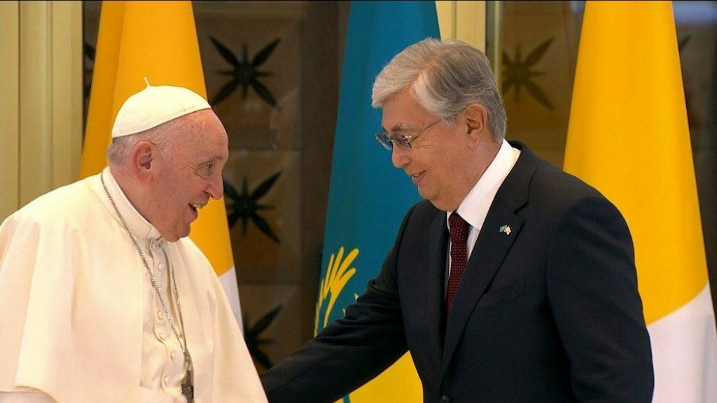 &lt;p&gt;Papa Franjo u Kazahstanu&lt;/p&gt;
