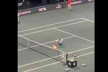 &lt;p&gt;Prosvjednik se zapalio pred Federerom, Đokovićem i Nadalom&lt;/p&gt;
