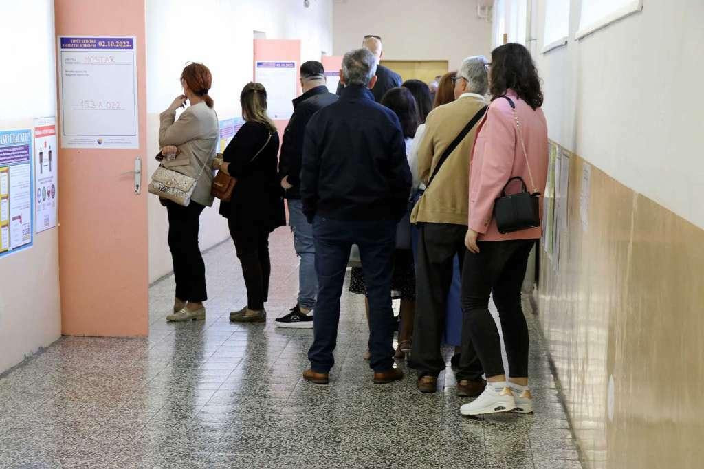 &lt;p&gt;Mostar: Do 11 sati glasovao 13 951 birač ili 14,20 posto&lt;/p&gt;

