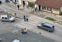 &lt;p&gt;Parkiranje nasred ceste u Banjaluci&lt;/p&gt;
