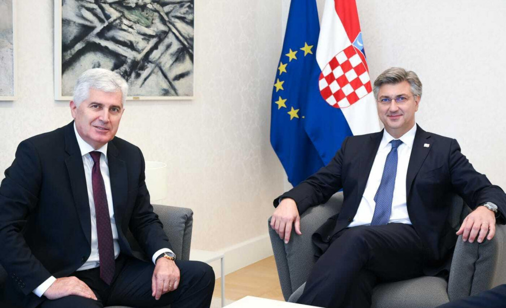 &lt;p&gt;Čović se sastao s Plenkovićem: &amp;#39;Potez visokog predstavnika doprinosi stabilnosti i boljitku BiH te predstavlja prvi korak u daljnjoj izbornoj reformi&amp;#39;&lt;/p&gt;
