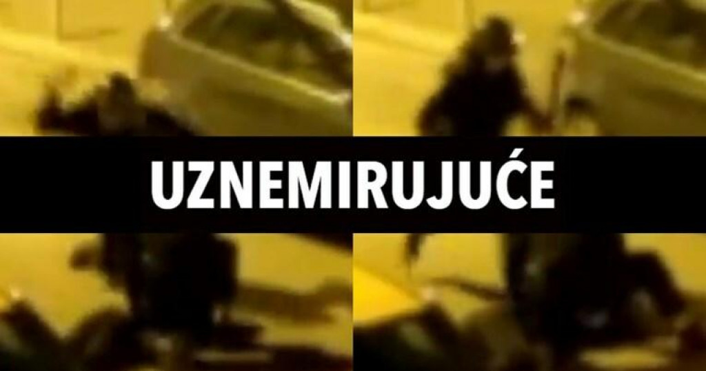 &lt;p&gt;Torcida objavila snimku na kojoj dva policajca brutalno tuku navijača&lt;/p&gt;
