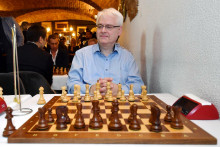 &lt;p&gt;VIP humanitarni šahovski turnir na kojem su sudjelovale brojne poznate osobe. Ivo Josipović&lt;/p&gt;
