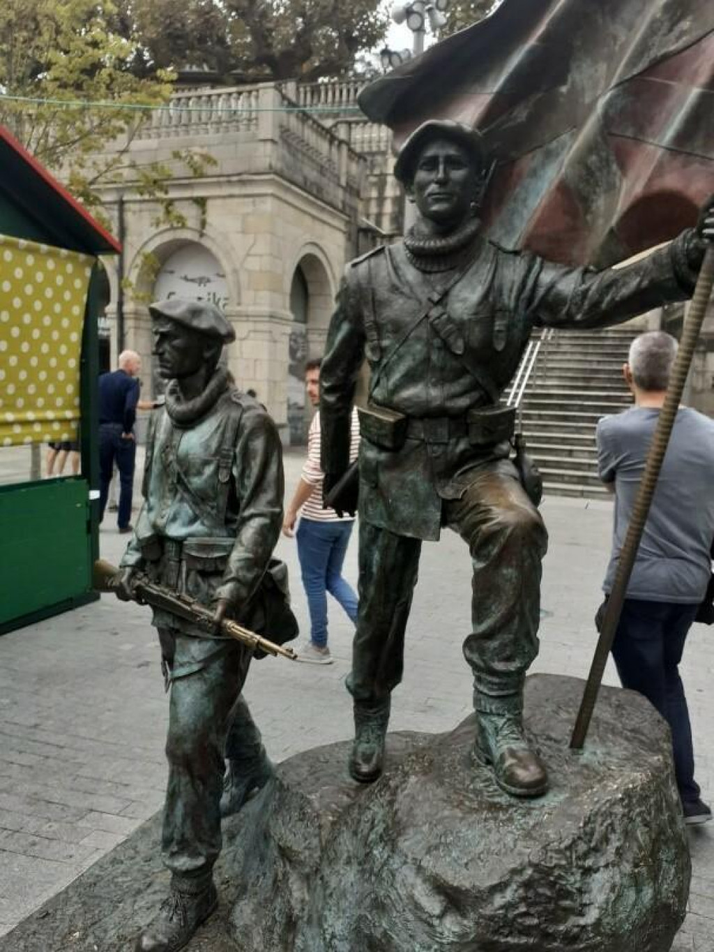 &lt;p&gt;Spomenik baskijskim antifašističkim borcima u Španjolskom građanskom ratu&lt;/p&gt;
