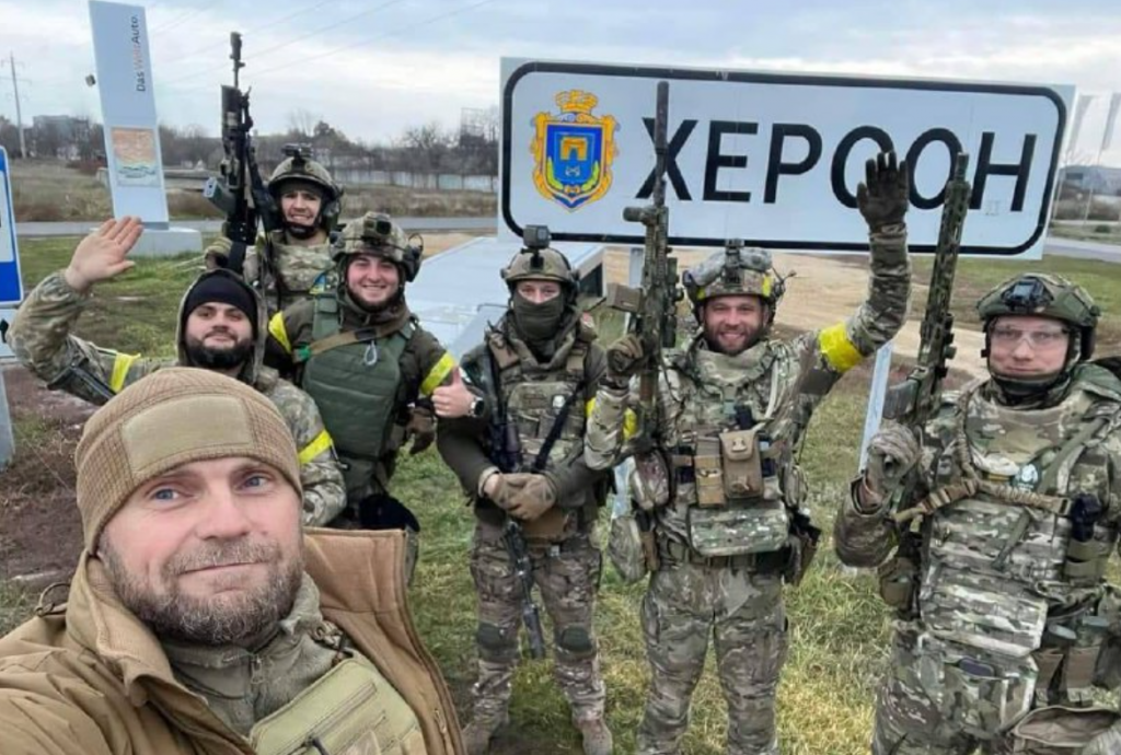 &lt;p&gt;Ukrajinski vojnici u Hersonu&lt;/p&gt;
