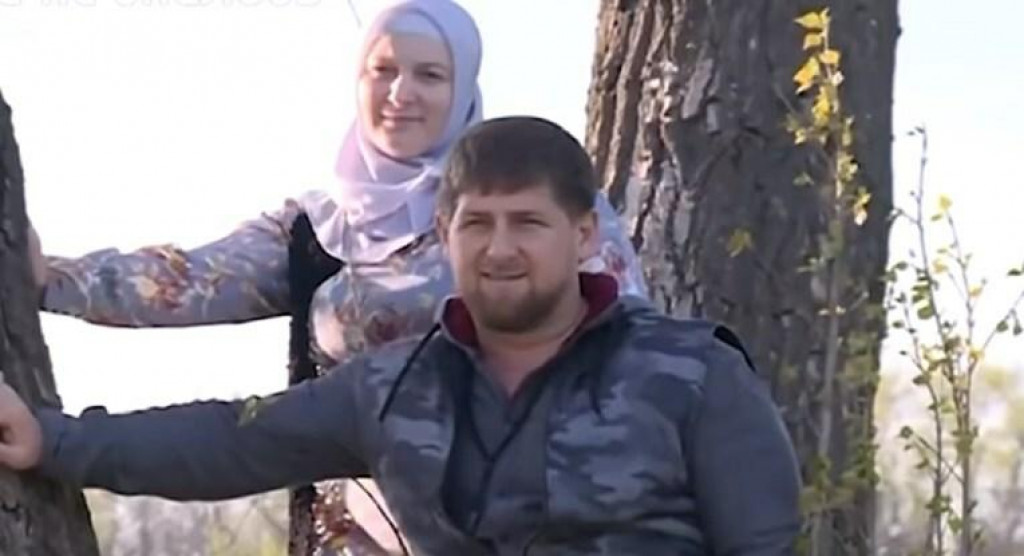 &lt;p&gt;Ramzan Kadirov sa suprugom&lt;/p&gt;
