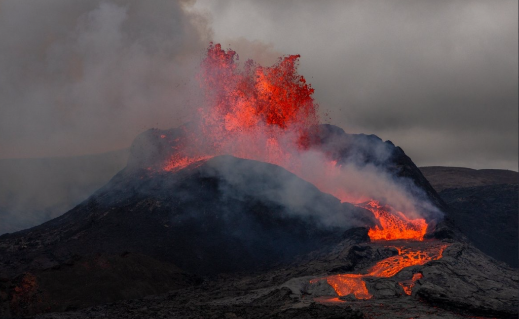 &lt;p&gt;Vulkan Mauna Loa&lt;/p&gt;
