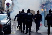 &lt;p&gt;Nakon krvavog napada, sukob Kurda i policije na ulicama Pariza&lt;/p&gt;
