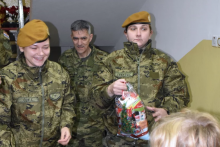 &lt;p&gt;Hrvatski vojnici u operaciji KFOR darovali djecu u Janjevu&lt;/p&gt;
