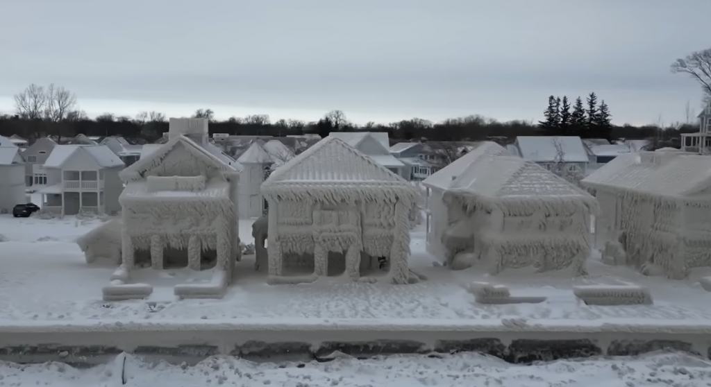 &lt;p&gt;Kuće u Kanadi okovane ledom&lt;/p&gt;
