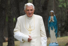 &lt;p&gt;Papa Benedikt XVI.&lt;/p&gt;
